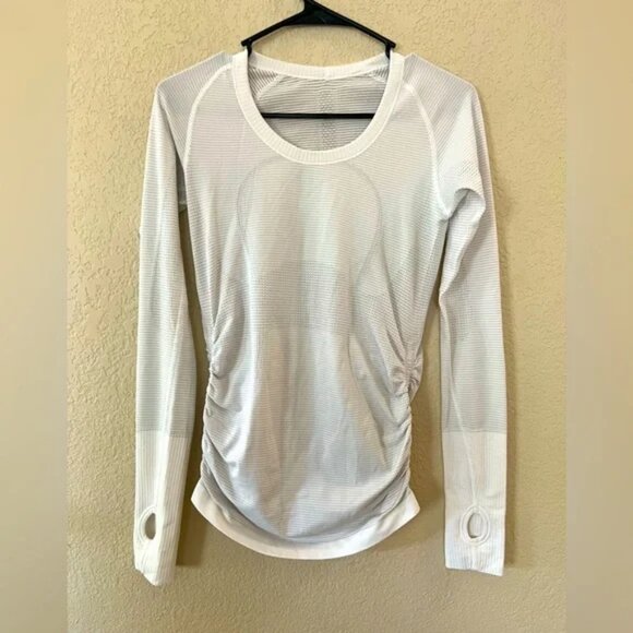 Lululemon Run: Swiftly Tech Long Sleeve Scoop *Ruched - Picture 5 of 6